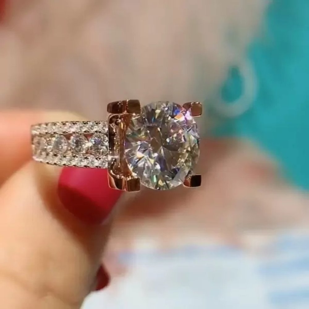 🎁Crystal Pure Zircon Rose Gold Luxury Chunky Ring for Women, UNVN12256 - Picture 5 of 7